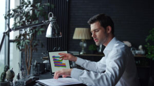 How Acacia University Supports Working Professionals in Higher Education