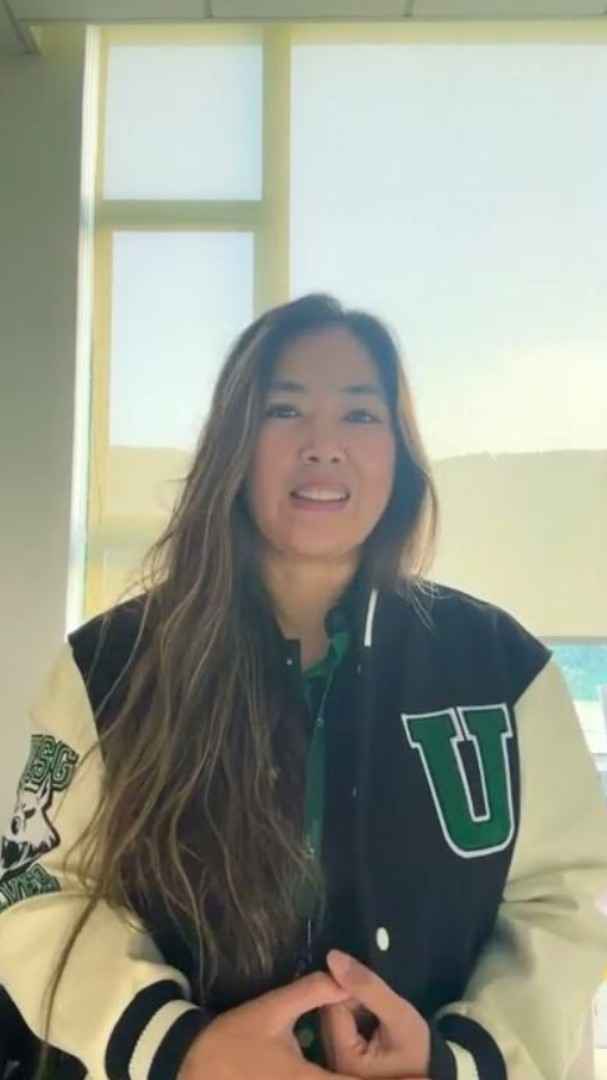 Julie Mar Roa, China